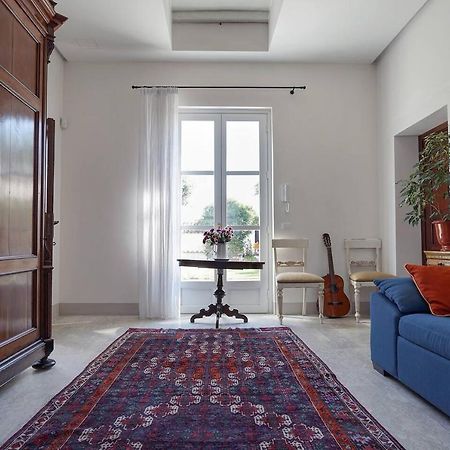 Antica Dimora La Porta Del Sale Bed & Breakfast มาร์ซาลา ภายนอก รูปภาพ