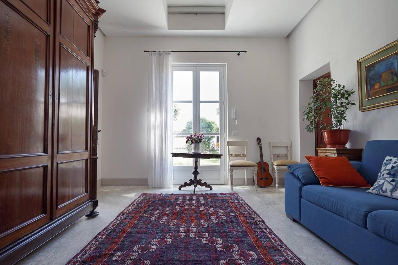 Antica Dimora La Porta Del Sale Bed & Breakfast มาร์ซาลา ภายนอก รูปภาพ